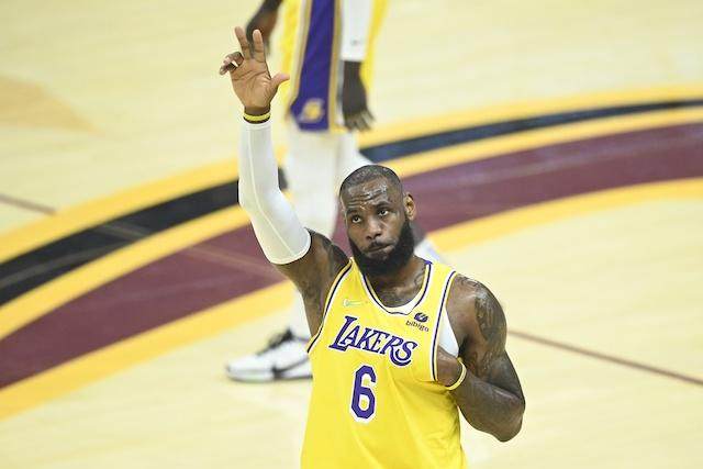 1659411775051045704.jpg LeBron-James-24.jpg